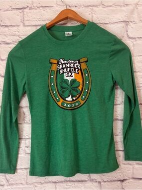 Green Newtown Pennsylvania Shamrock Shuffle 5K Long Sleeve Women’s Tee - Medium
